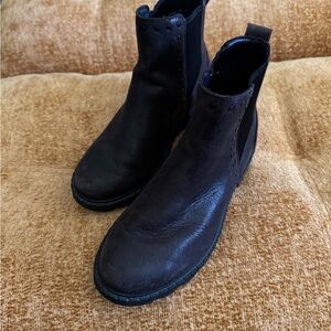 Sorel Brown Lennox Chelsea Stud Boots